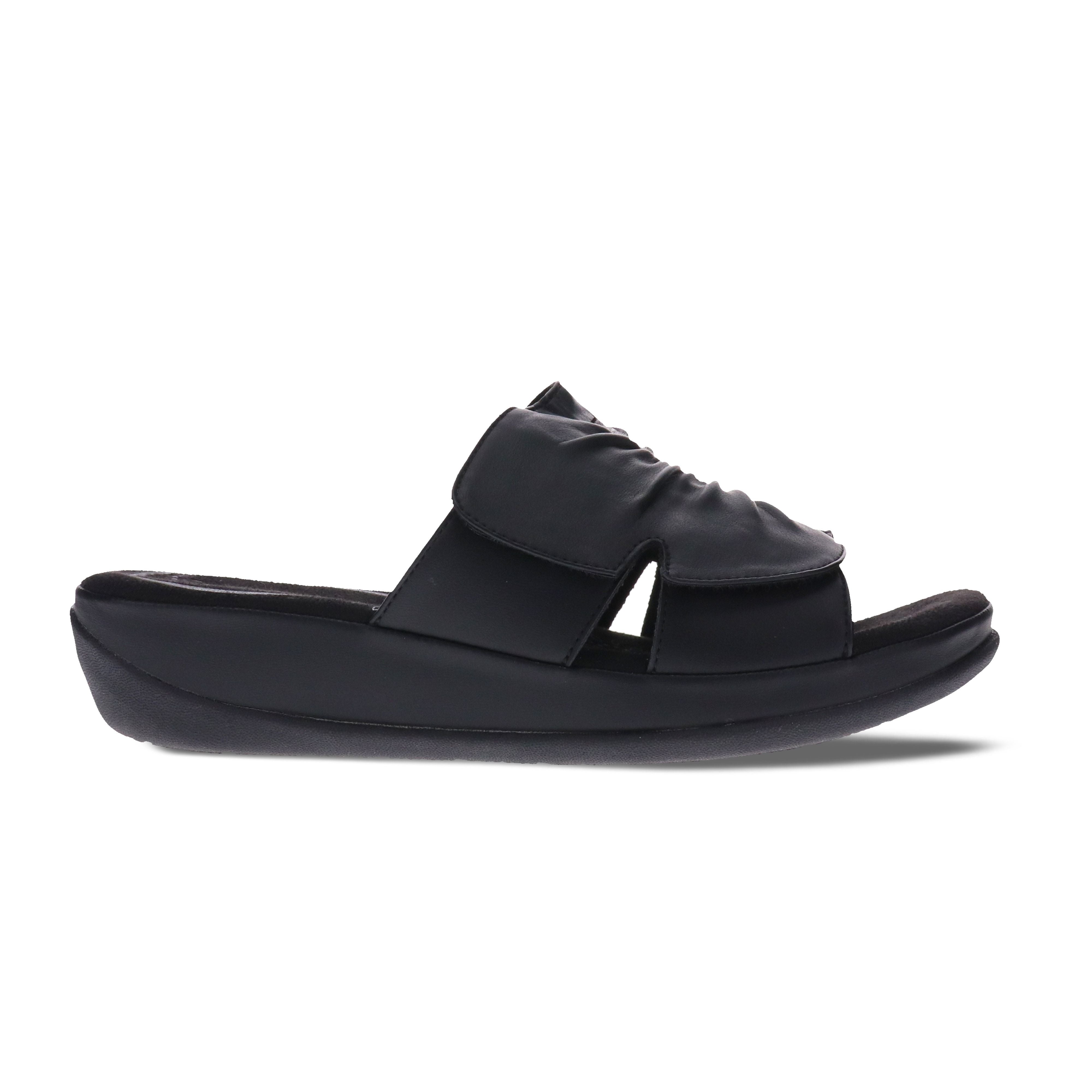 SCHOLL CORA